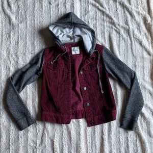 Corduroy jacket long sleeve with hood size small gray and burgundy coat